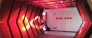 想給店鋪裝個(gè)LED顯示屏，該怎么選分辨率？是不是分辨率越高畫(huà)質(zhì)就一定越好？